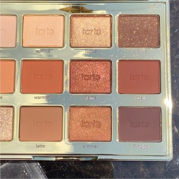 Tarte Tartelette Toasted Palette with Fiery Design - Picture 5 of 6